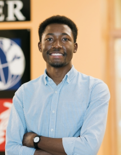 Tino Kuretu '22 Tino Kuretu '22