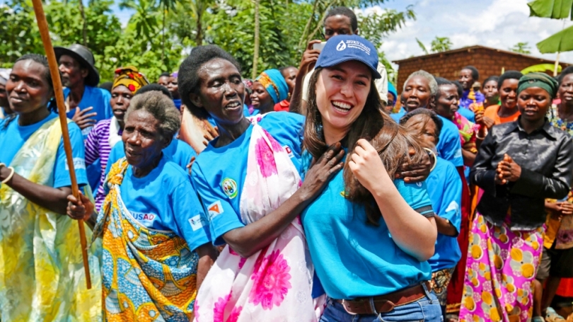 Sydney Kamen in Rwanda