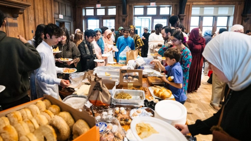 Eid food gathering